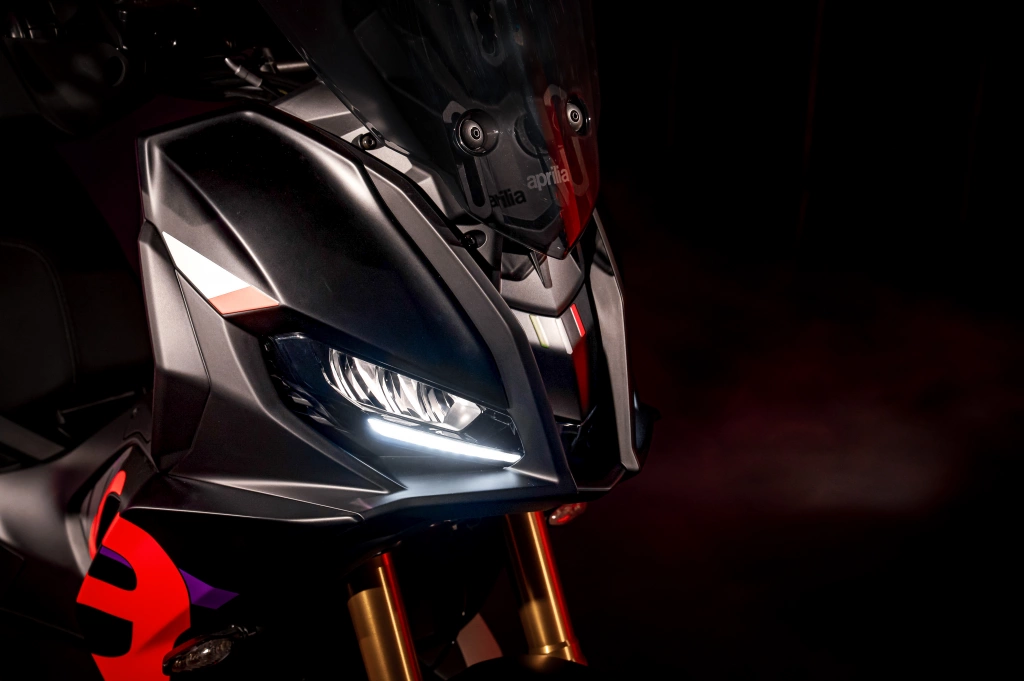 Die Aprilia SR GT 400 Rally Replica ist READY FOR ANYTHING